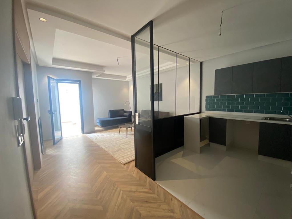 Apartamento Spacious New 1-bedroom Unit In Downtown W Terrace And Free Parking *