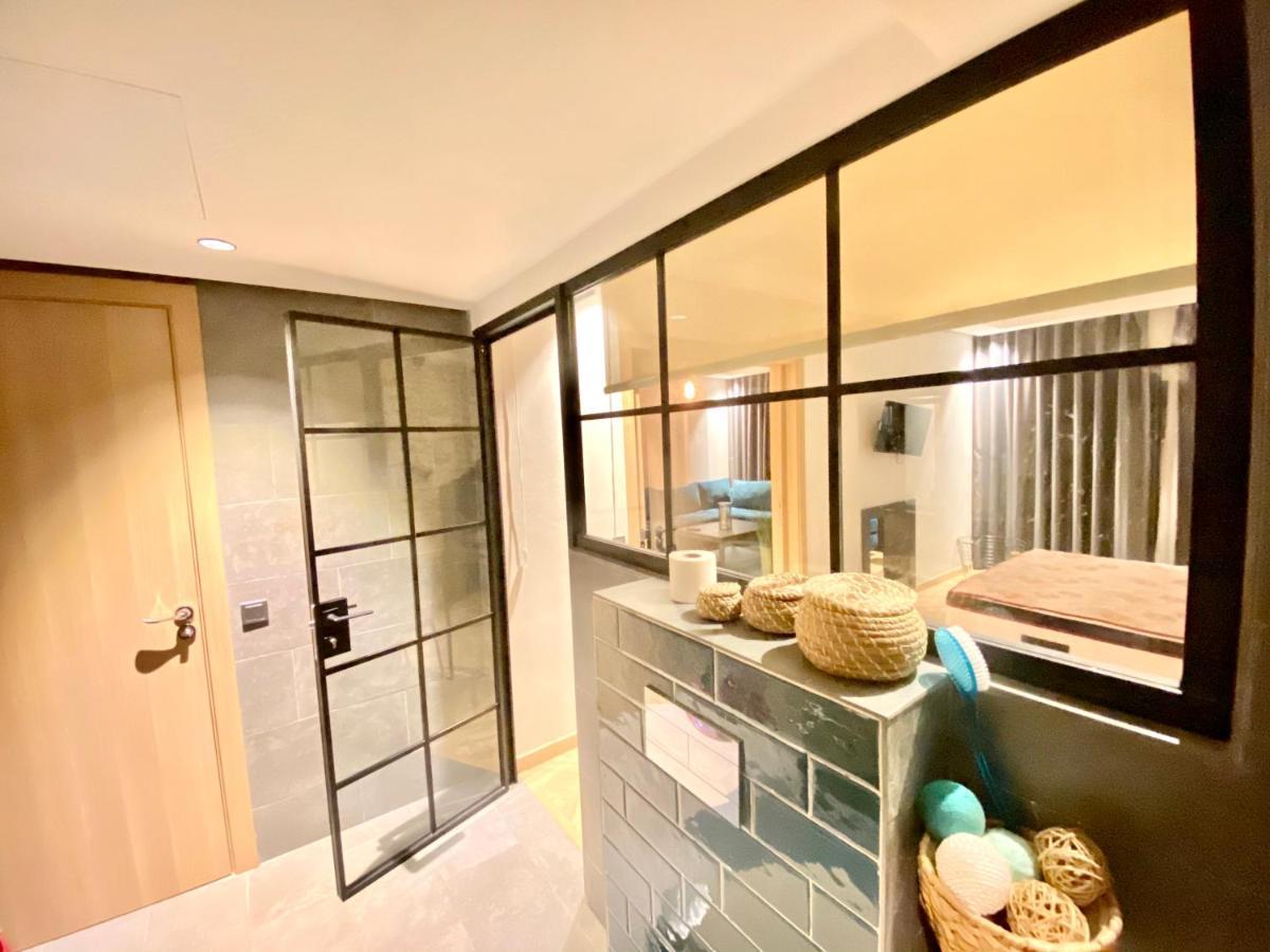 Spacious New 1-bedroom Unit In Downtown W Terrace And Free Parking Apartamento *