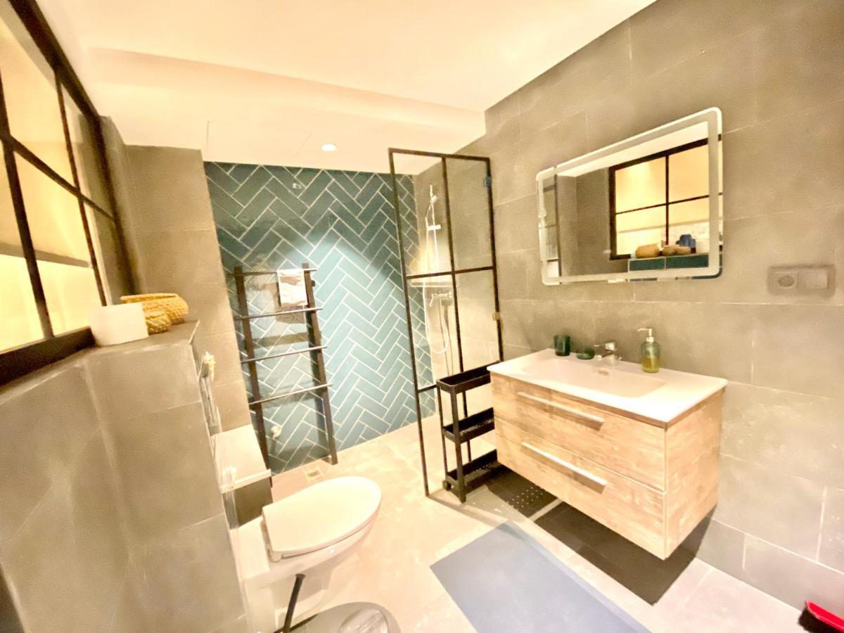 Apartamento Spacious New 1-bedroom Unit In Downtown W Terrace And Free Parking