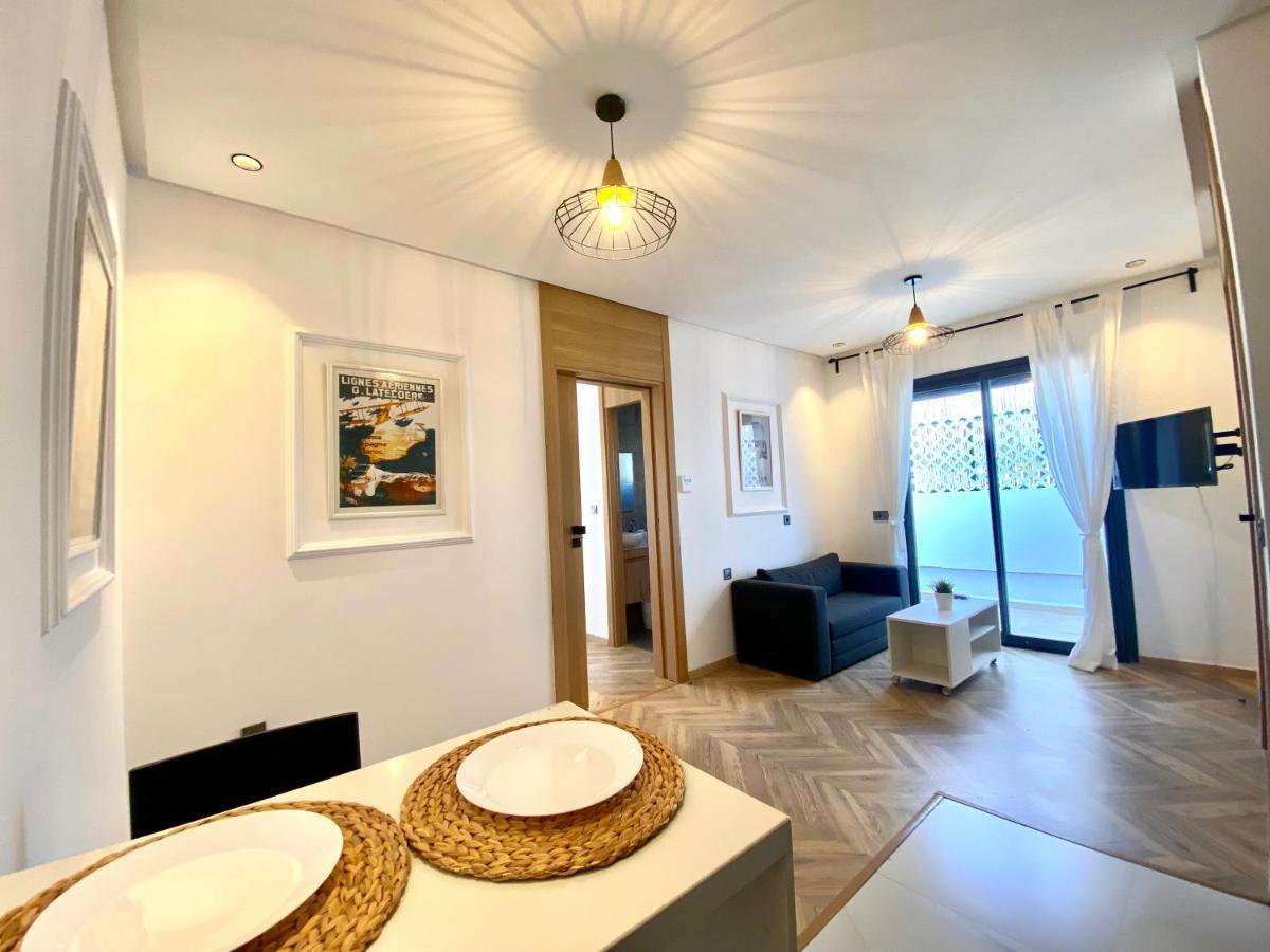 Spacious New 1-bedroom Unit In Downtown W Terrace And Free Parking Apartamento *